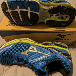 NEW Mizuno Wave Creation 17 Running Shoes NWT